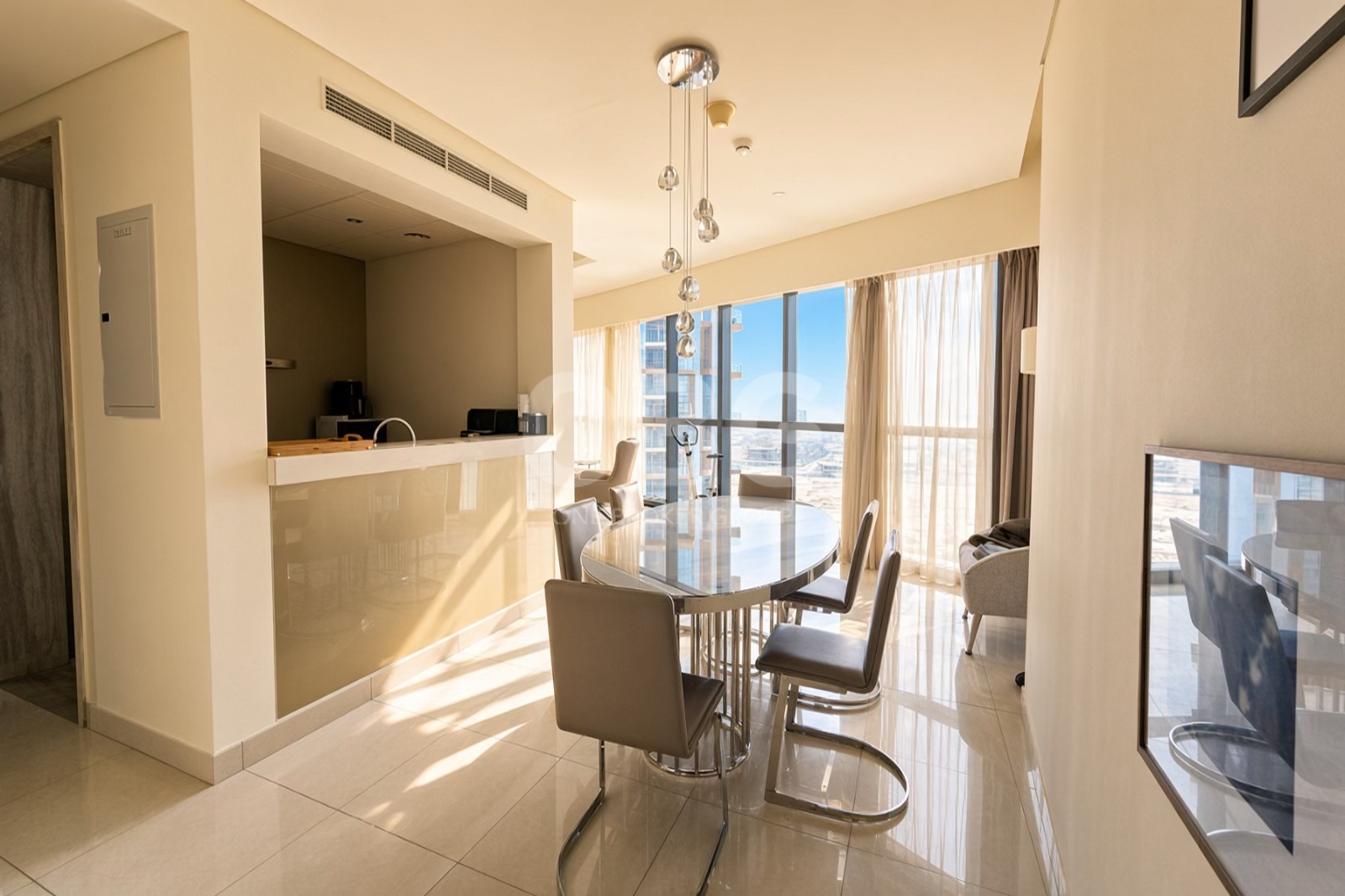 Spacious 2BR | The Distinction | Downtown Dubai