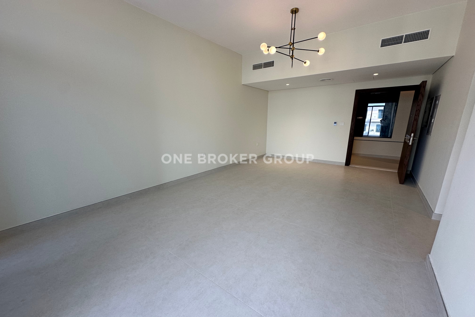 Brand New | Vastu |Pool Facing | Corner|High Floor
