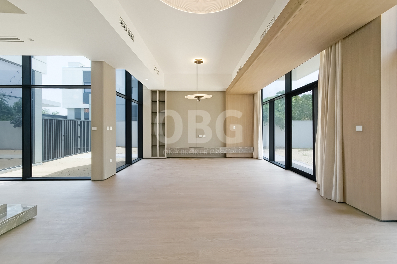 EBarza Designed I Upgraded | Huge Plot