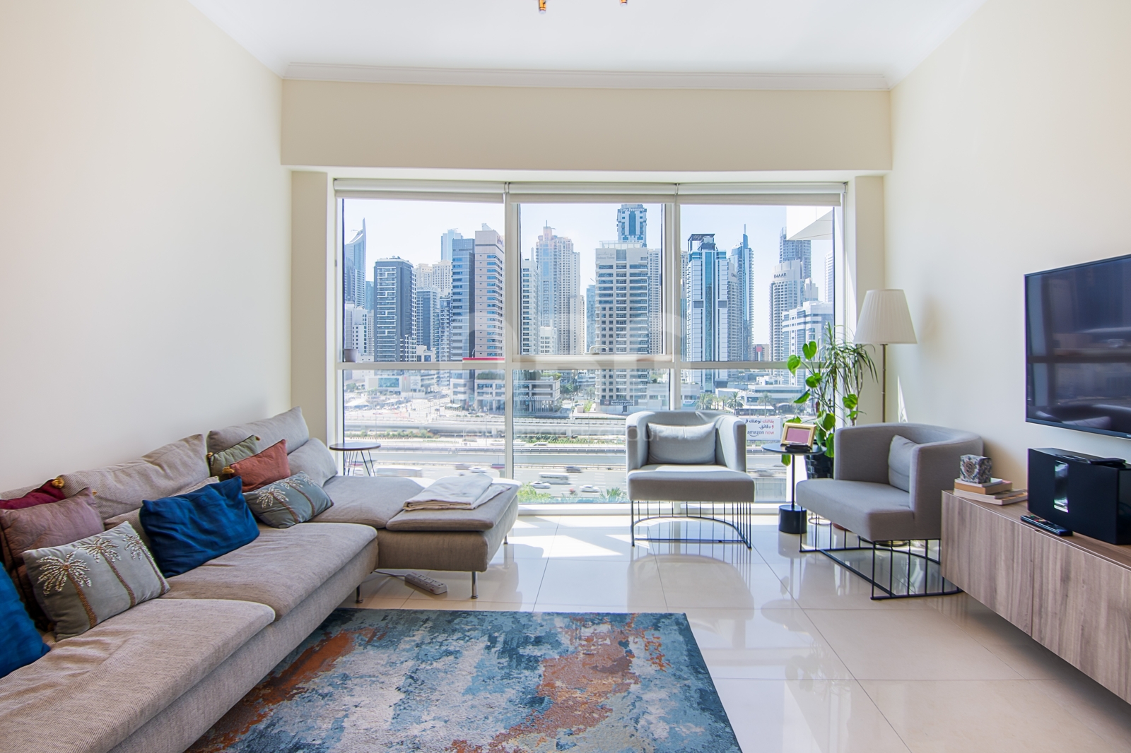 SZR View | VOT | Spacious | Close To DMCC Metro